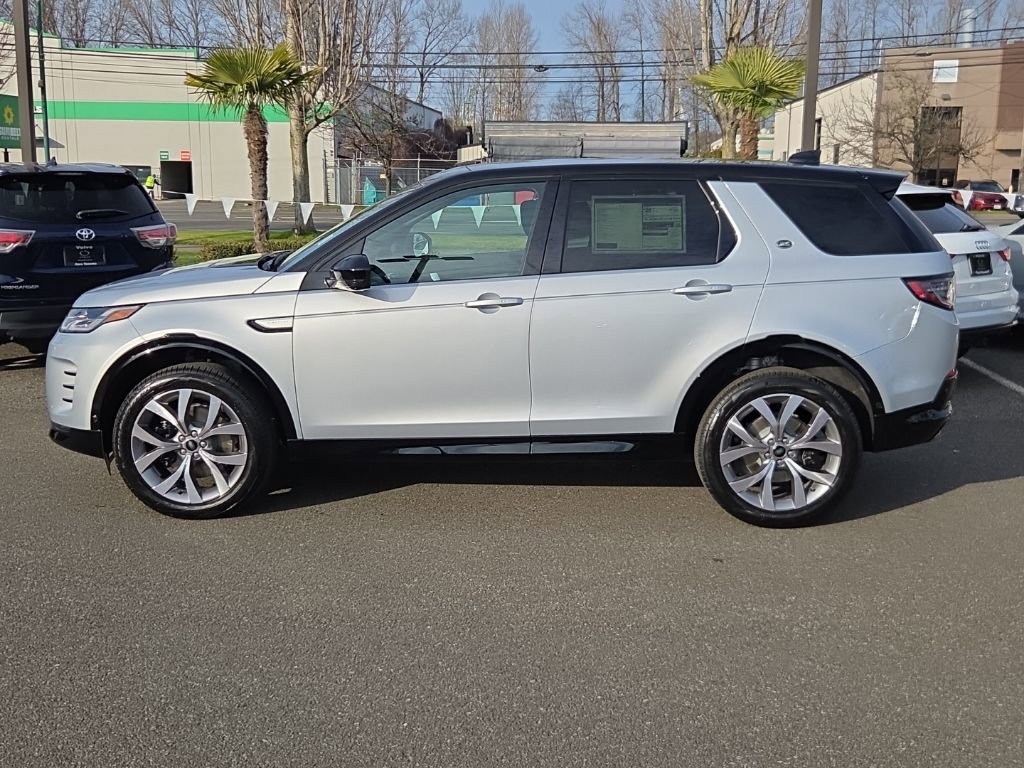 New 2026 Land Rover Discovery Sport Landmark image 2