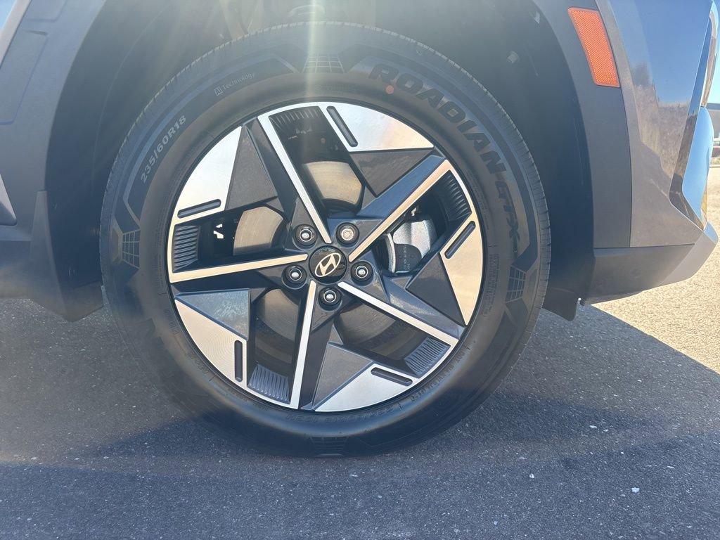 Certified 2025 Hyundai Tucson SEL AWD/4WD image 32