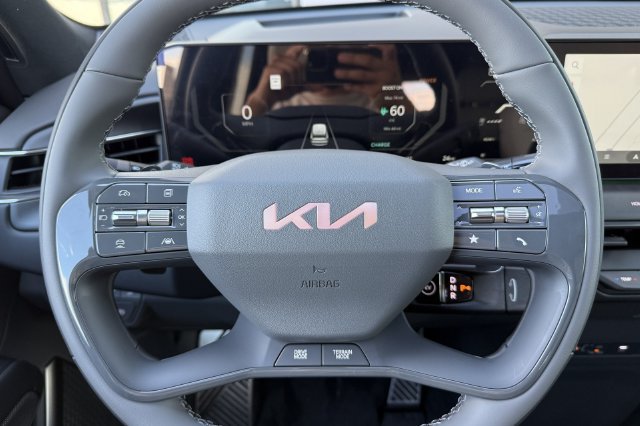 New 2026 Kia EV9 GT-Line AWD/4WD image 34