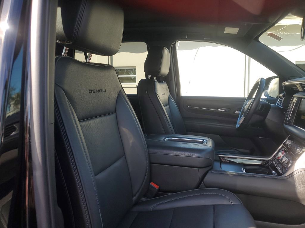 Used 2022 GMC Yukon Denali image 22