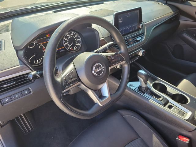 Used 2024 Nissan Altima 2.5 SV image 21