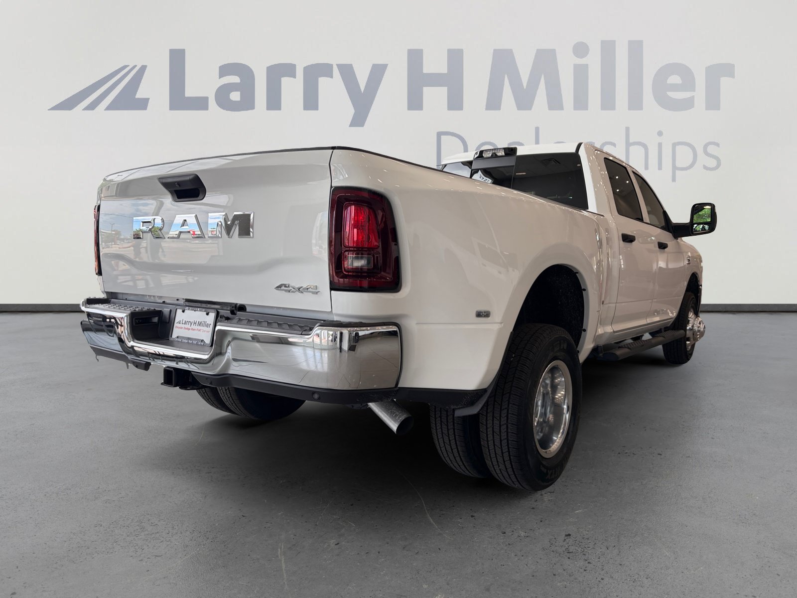 New 2026 RAM 3500 Tradesman AWD/4WD image 5