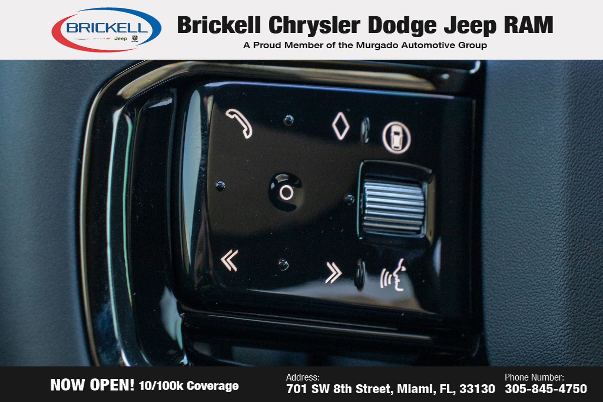 Used 2025 Land Rover Range Rover Evoque S AWD/4WD image 28