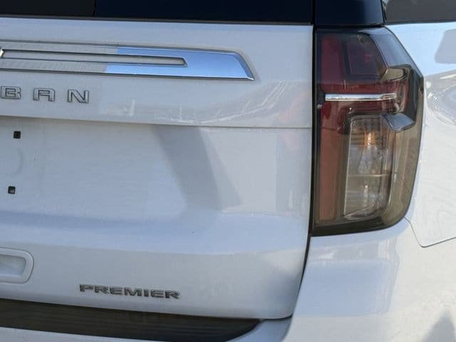 Used 2023 Chevrolet Suburban Premier AWD/4WD image 6