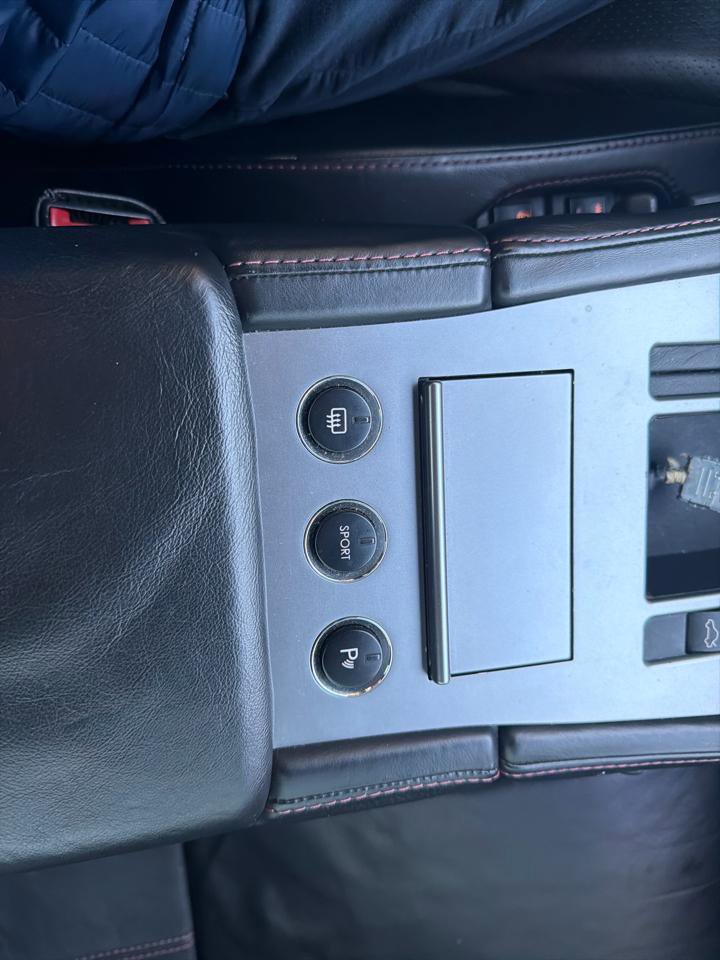 Used 2006 Aston Martin DB9 Coupe image 22