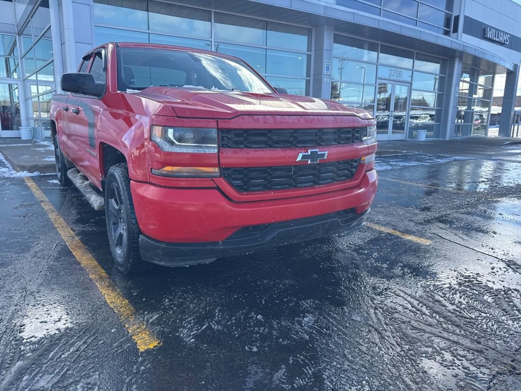 Used 2017 Chevrolet Silverado 1500 Custom image 8