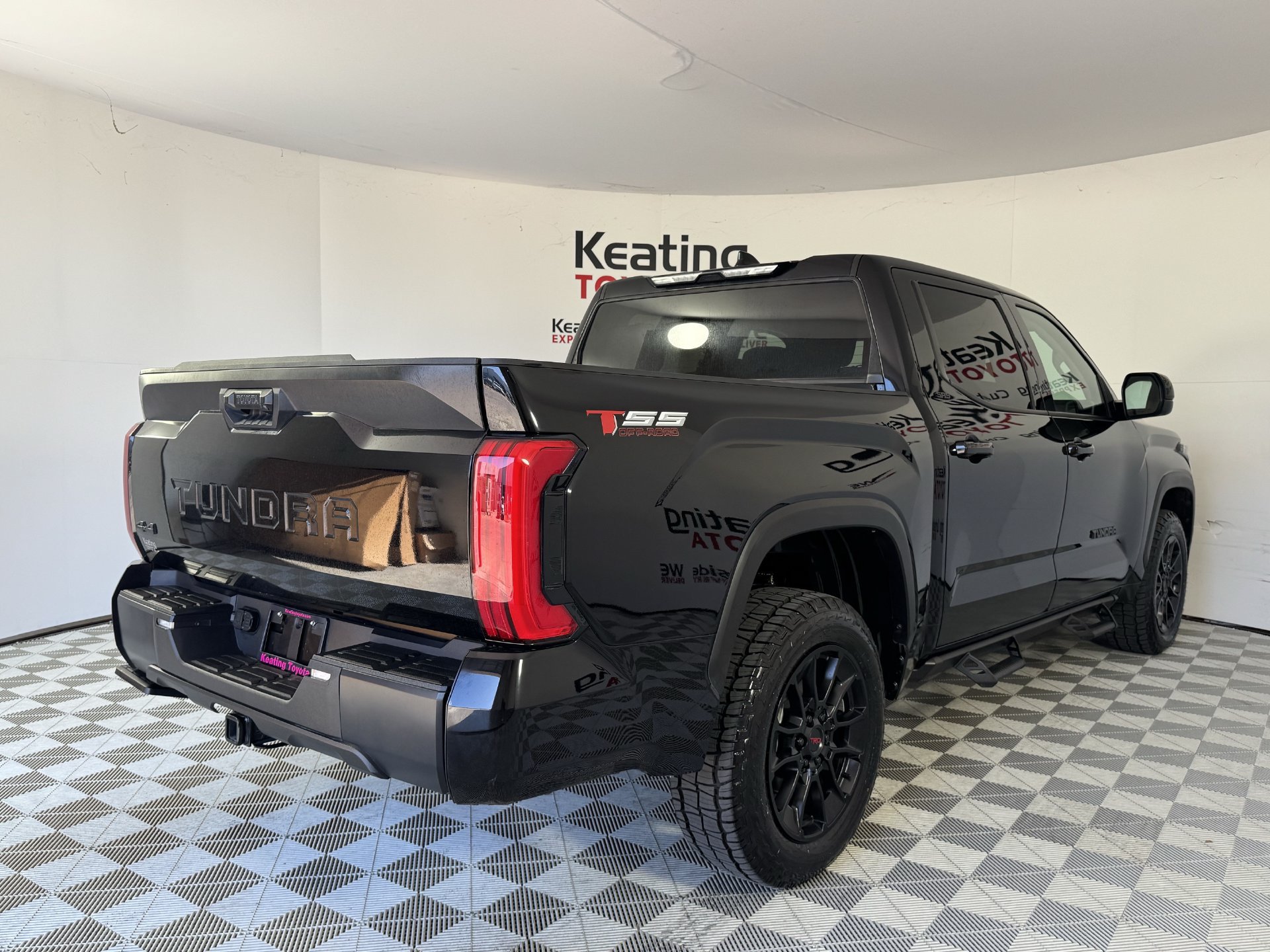Used 2023 Toyota Tundra SR5 AWD/4WD image 5