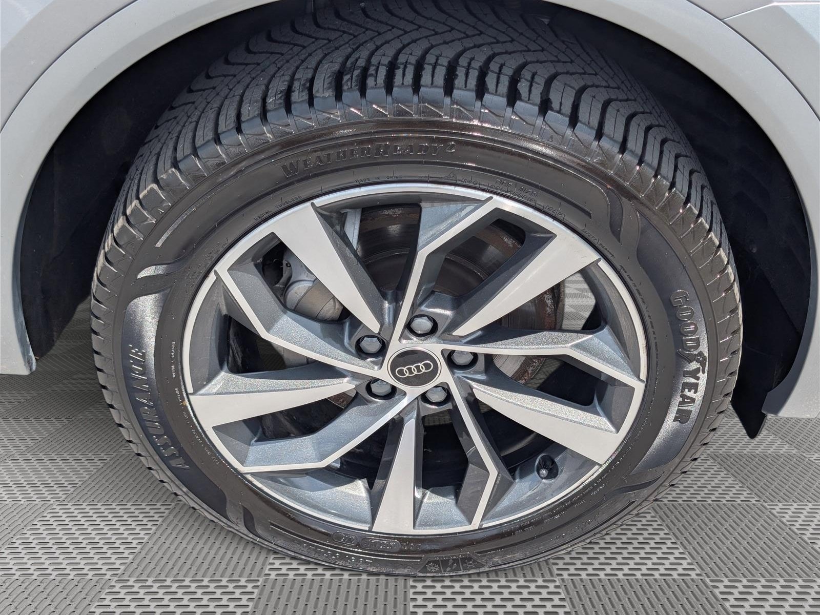 Used 2024 Audi Q5 2.0T Premium Plus AWD/4WD image 11
