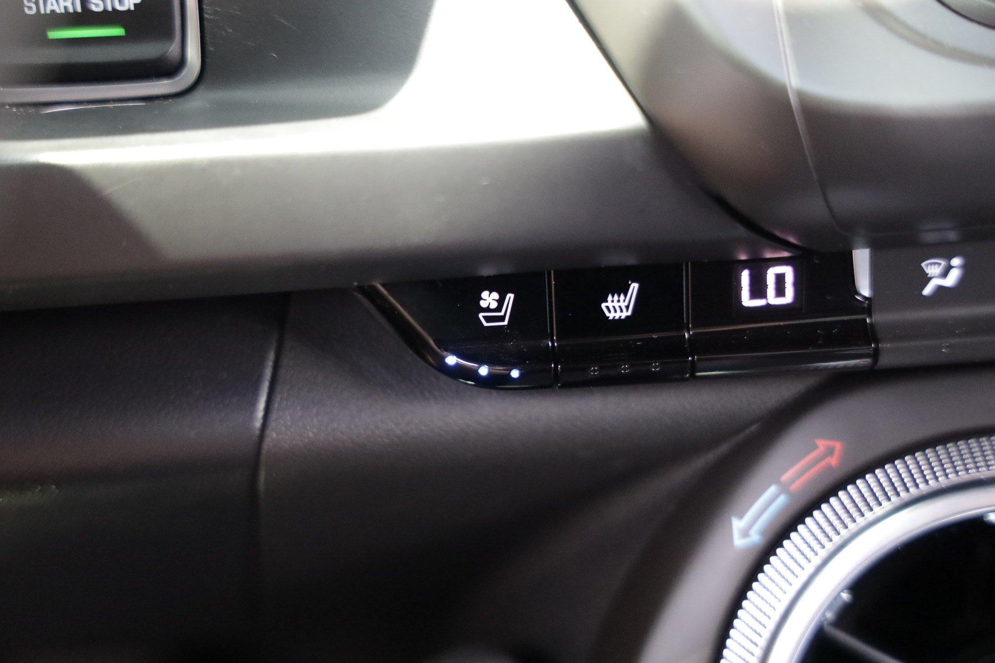Used 2016 Chevrolet Camaro SS RWD image 36