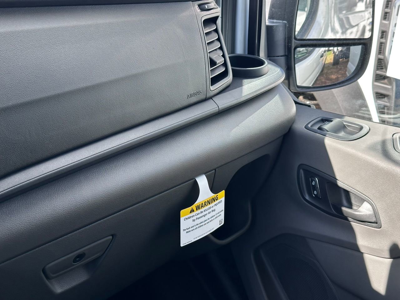 New 2026 Ford Transit 150 148 Medium Roof w/ Load Area Protection Package RWD image 29