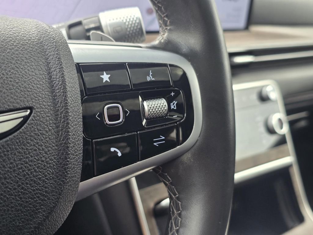 Used 2025 Genesis GV80 2.5T Advanced image 11