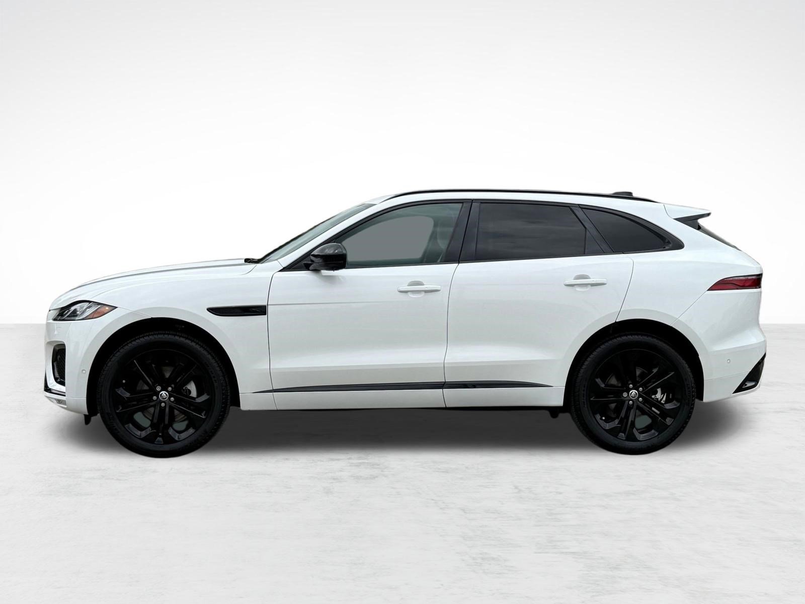 Used 2025 Jaguar F-PACE R-Dynamic S AWD/4WD image 2
