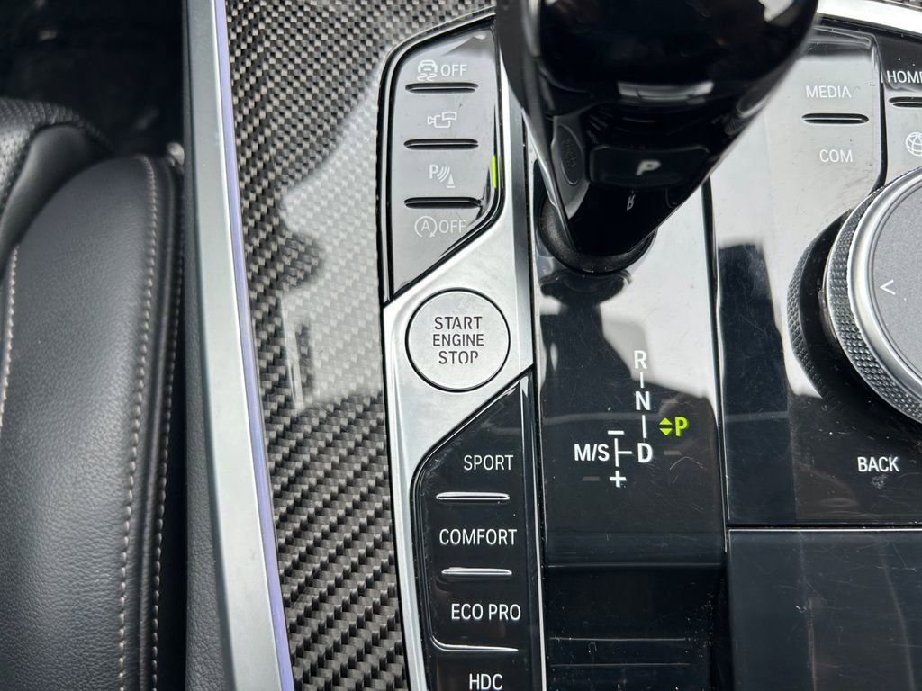 Used 2022 BMW X5 M50i w/ Premium Package image 36