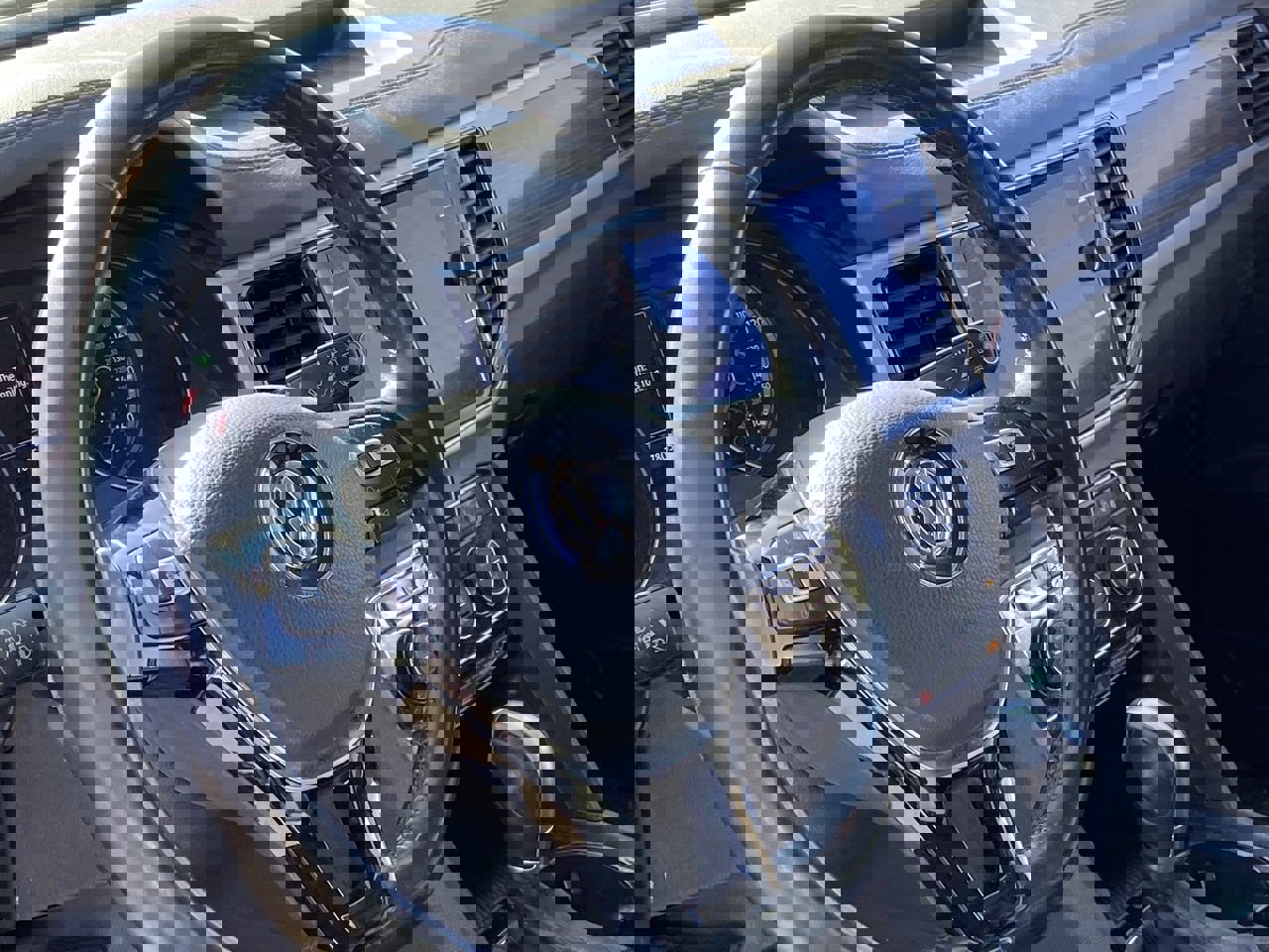 Used 2018 Volkswagen Atlas SEL image 6