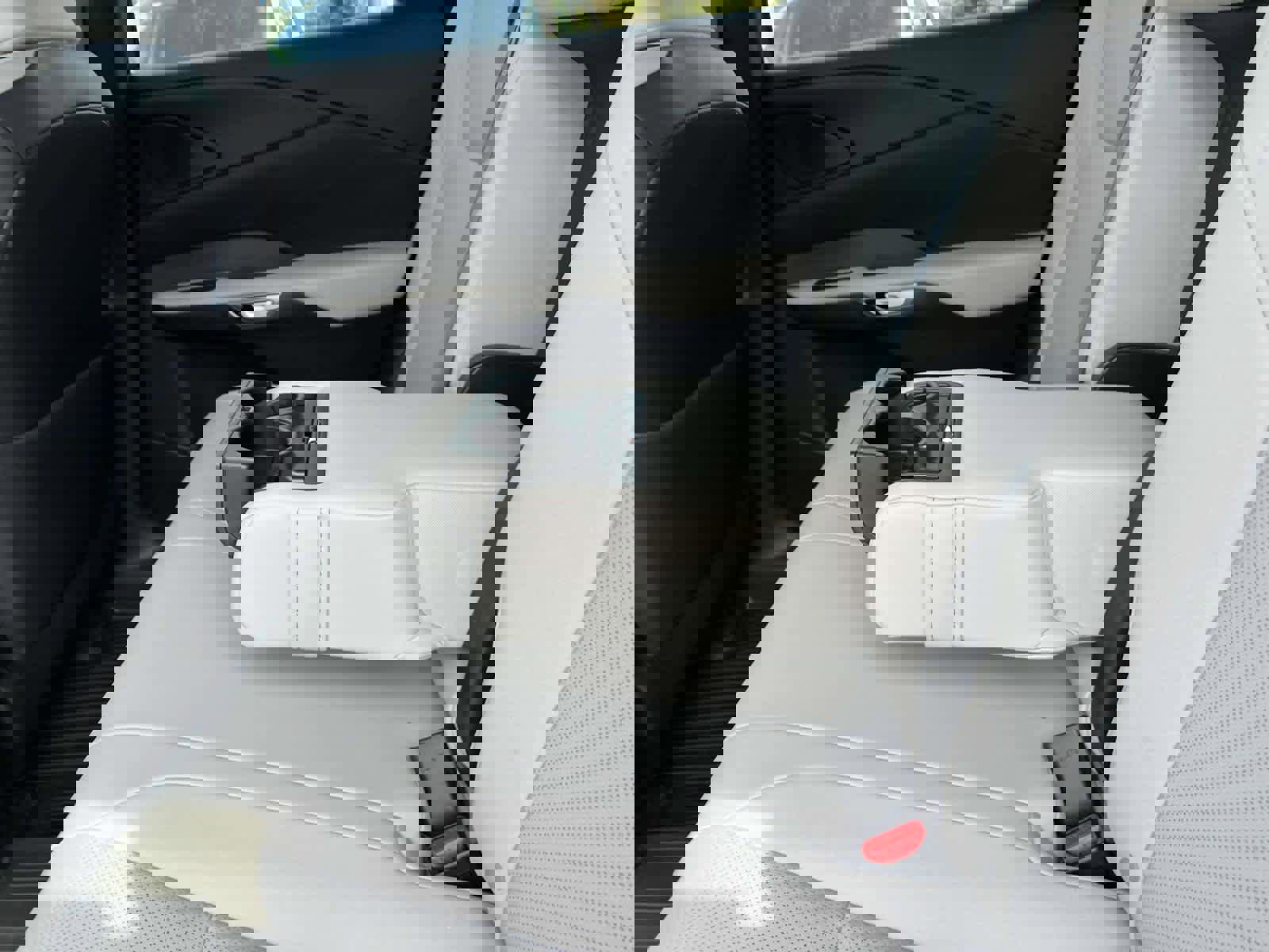 Used 2023 Lexus RX 350 Premium image 15