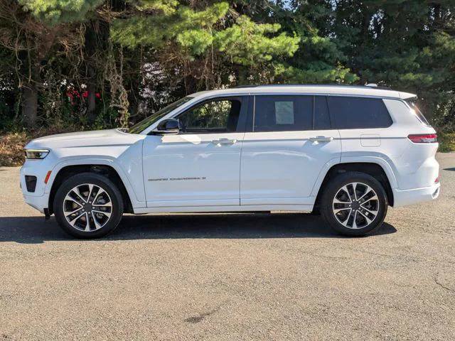 Certified 2022 Jeep Grand Cherokee L Overland w/ Luxury Tech Group IV AWD/4WD image 2