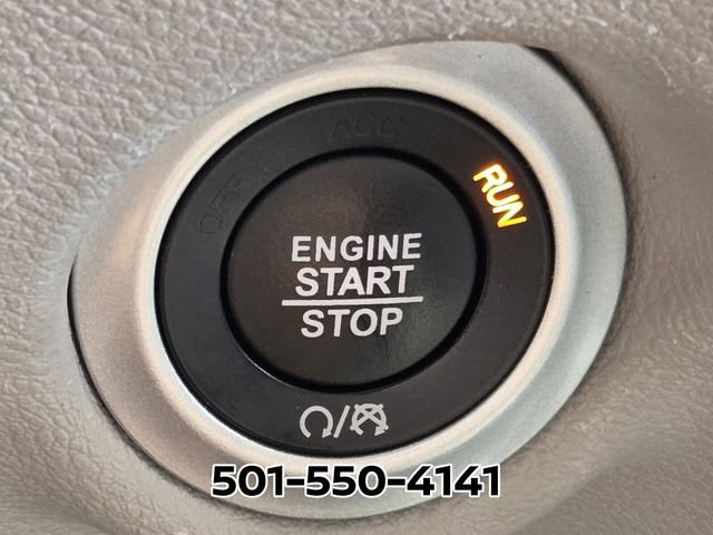 Used 2024 Chrysler Pacifica Touring-L image 25