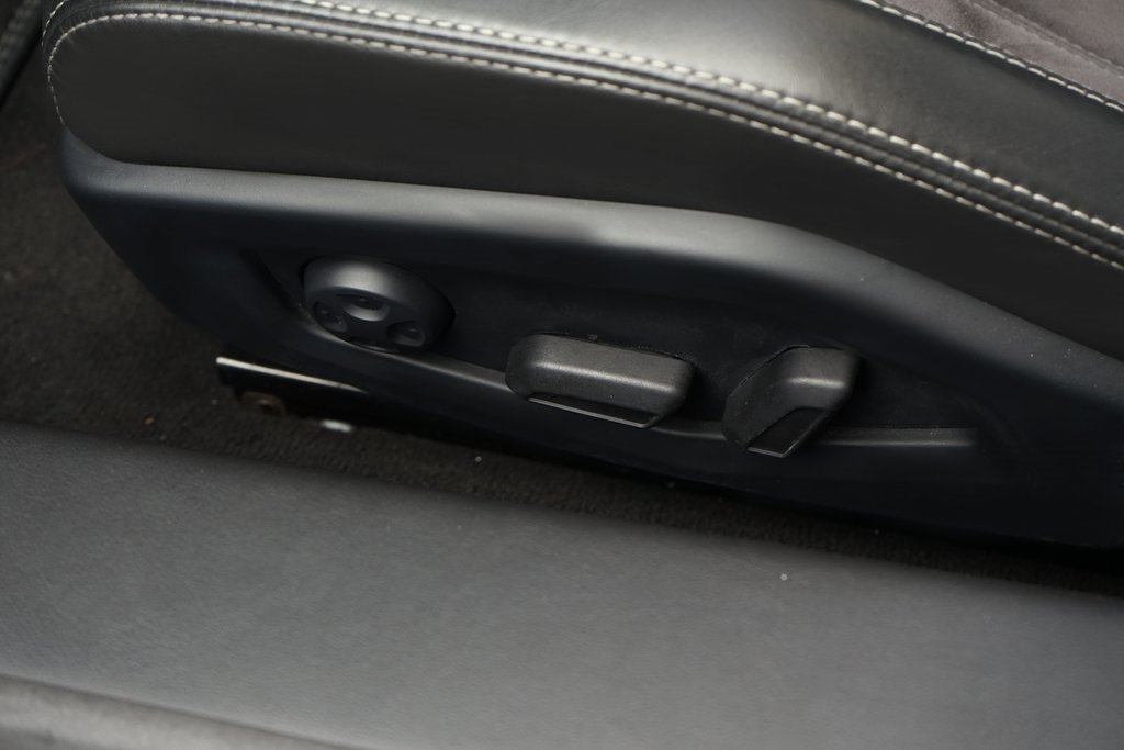 Used 2016 Lamborghini Huracan LP 610-4 image 21