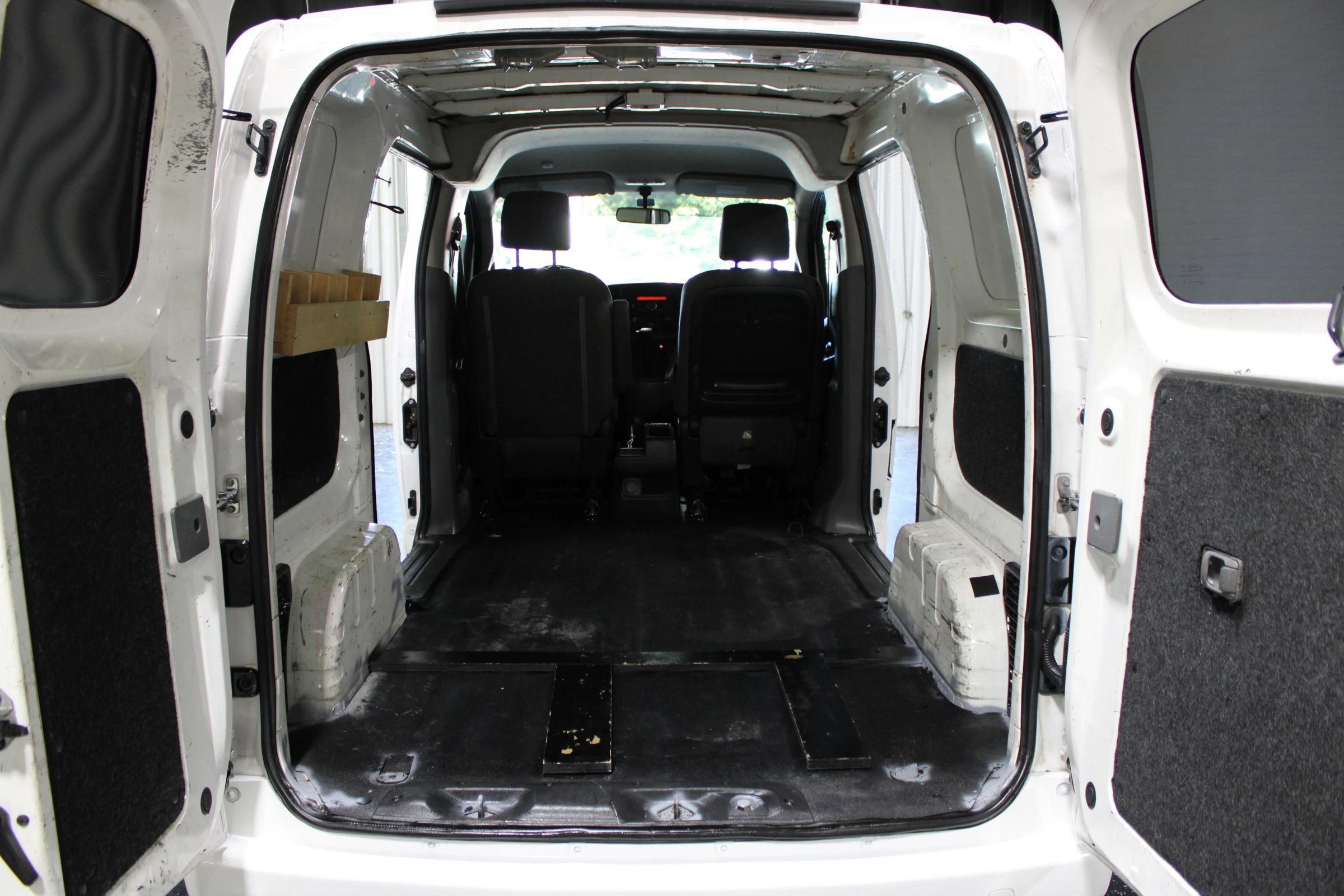 Used 2017 Chevrolet City Express LS w/ Appearance Package FWD image 23