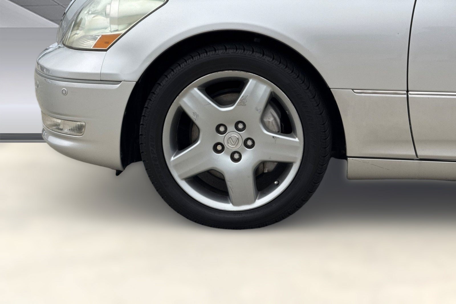 Used 2005 Lexus LS 430 RWD image 11
