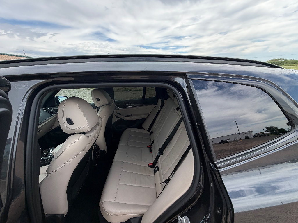 Used 2018 BMW X3 xDrive30i AWD/4WD image 12