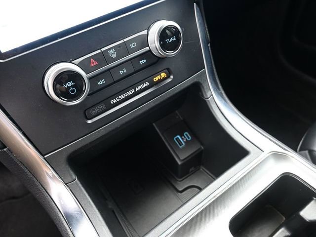 Used 2024 Ford Edge Titanium image 35