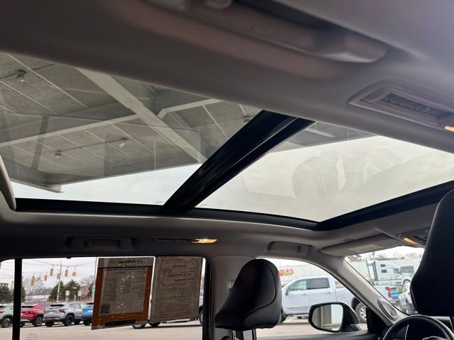 Used 2023 Toyota Highlander Platinum image 23