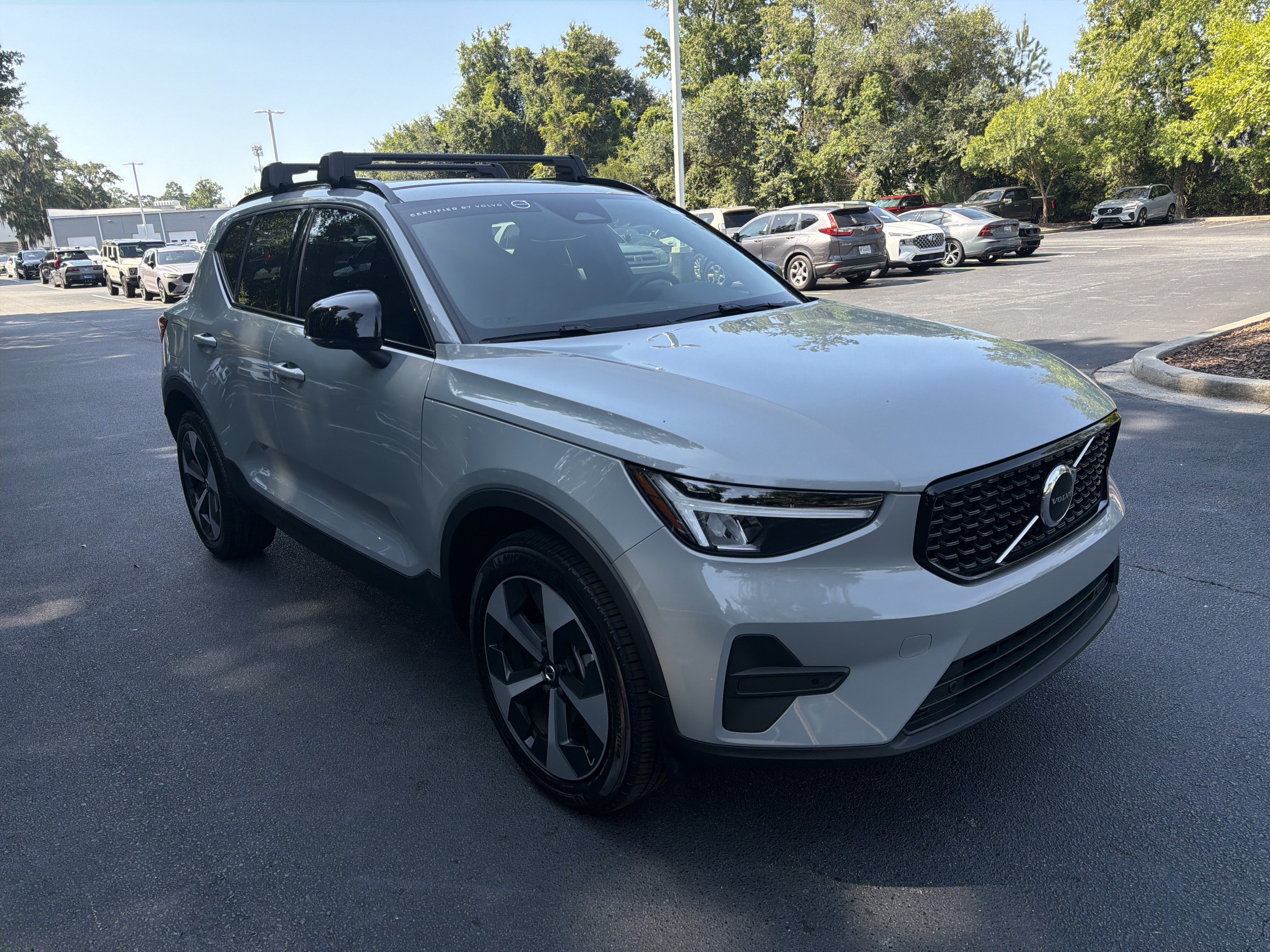 Certified 2026 Volvo XC40 B4 Core FWD image 39