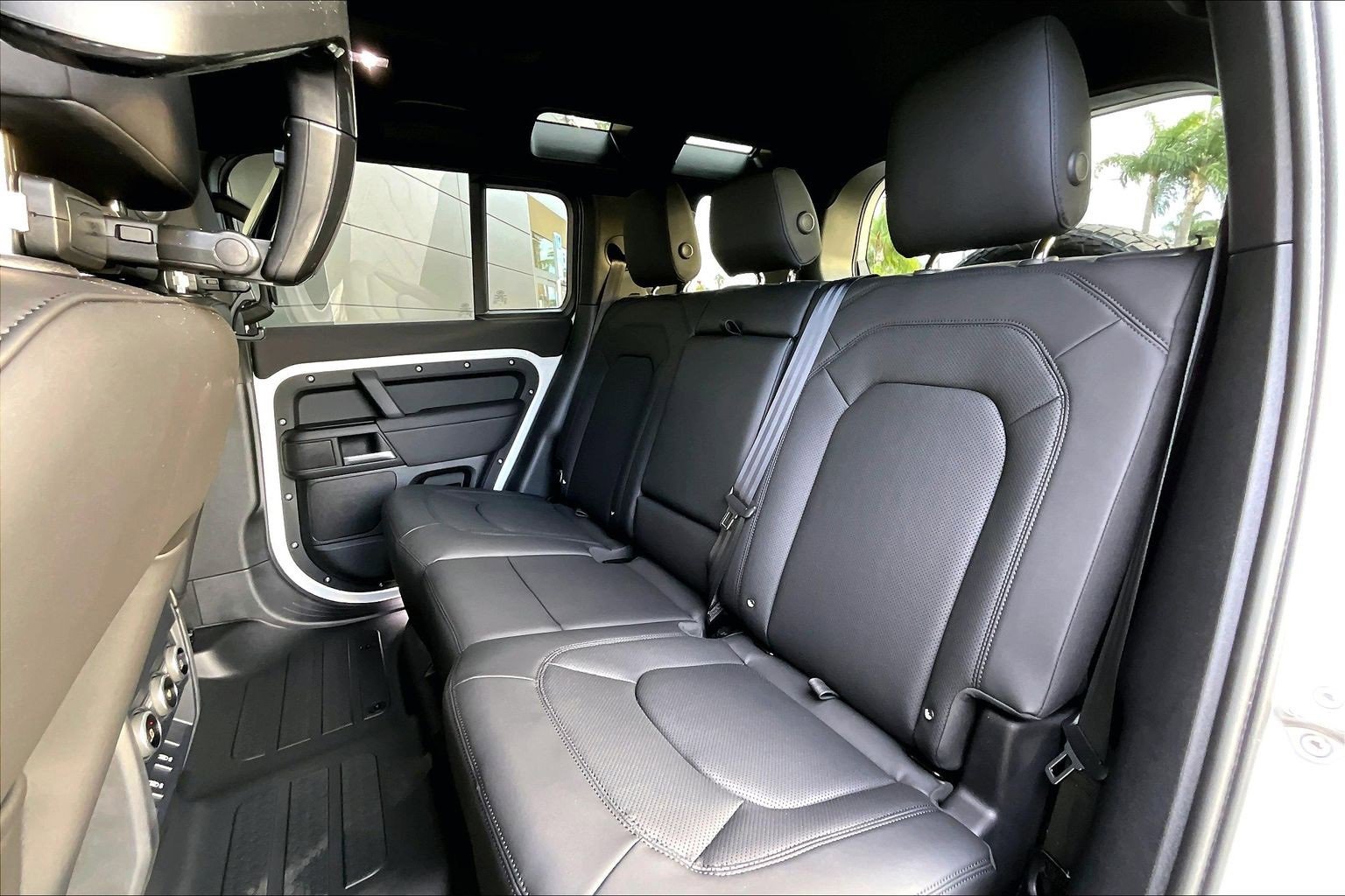 New 2026 Land Rover Defender 110 S image 10