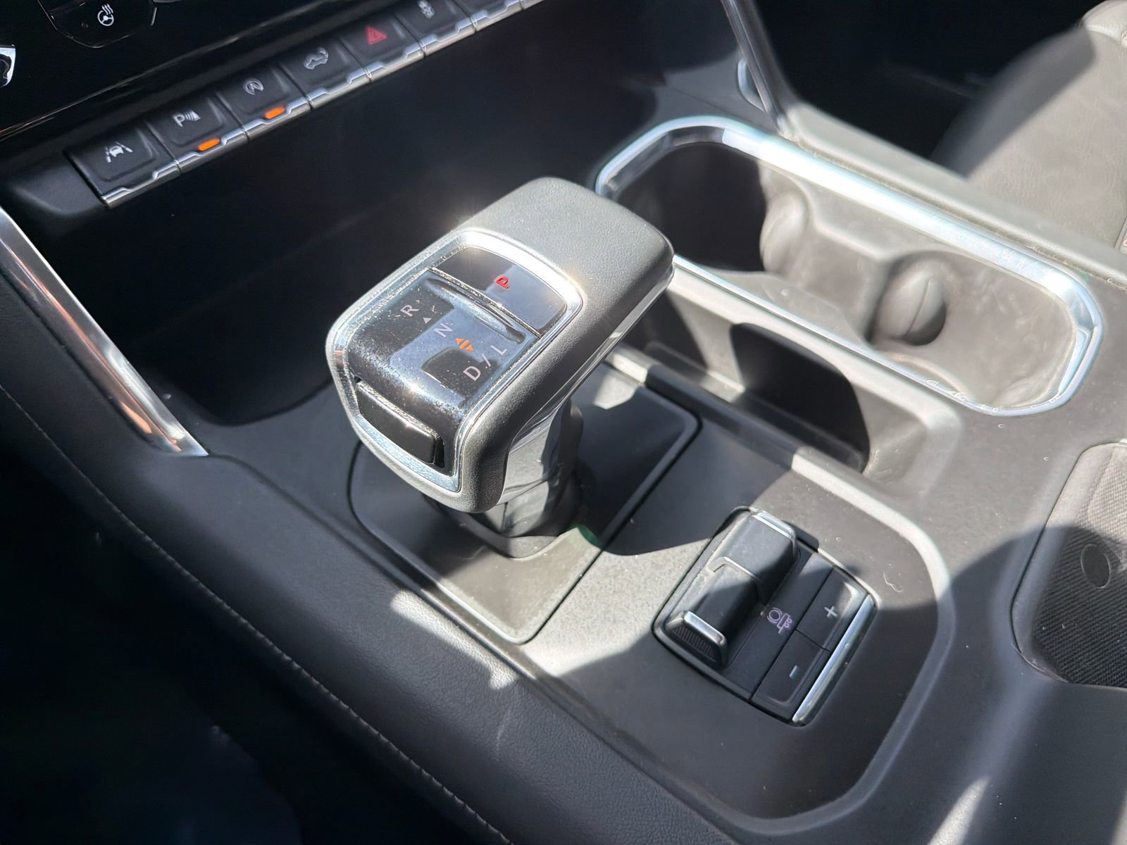 Used 2024 GMC Sierra 1500 Denali image 18