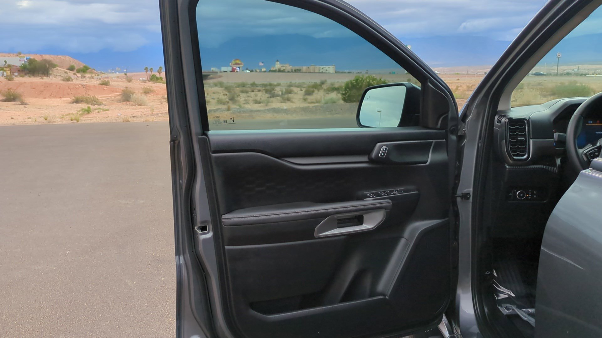 Used 2024 Ford Ranger XLT image 11