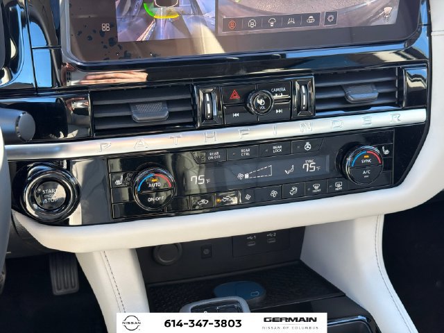New 2026 Nissan Pathfinder SL w/ SL Premium Package AWD/4WD image 17