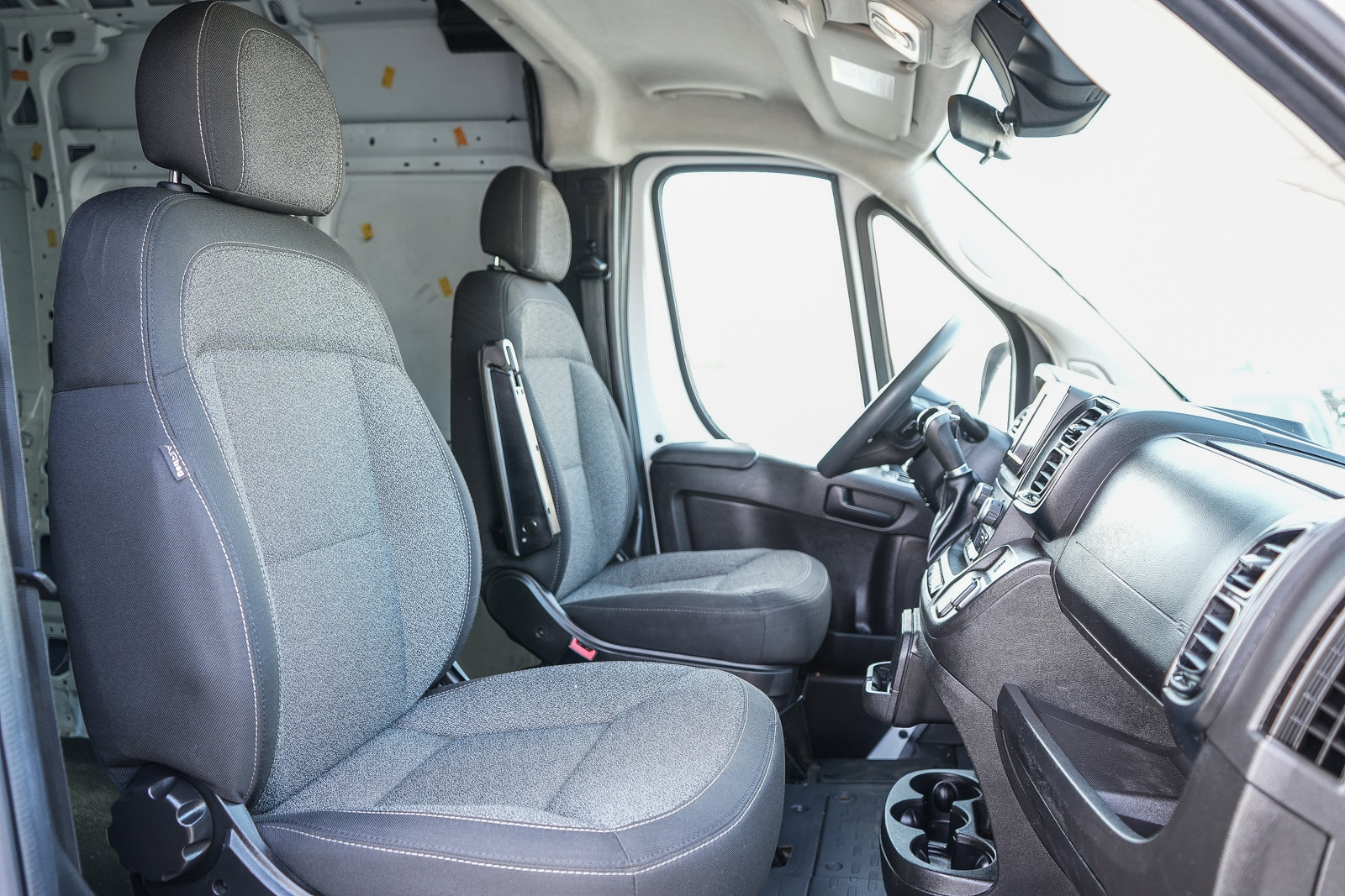 Used 2023 RAM ProMaster 2500 image 15