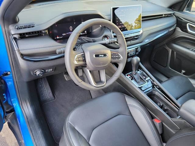Used 2026 Jeep Compass Limited AWD/4WD image 8