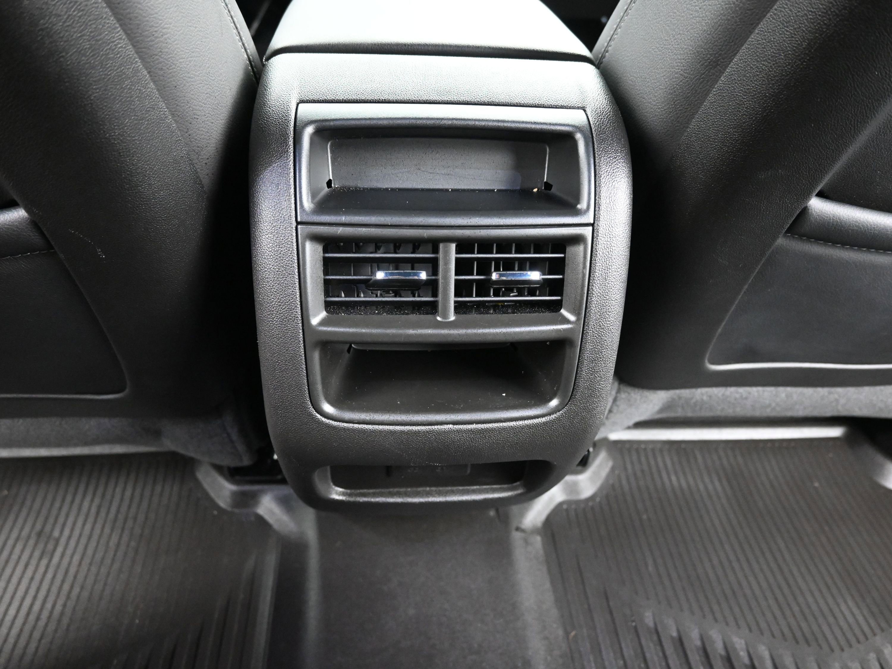 Used 2024 Cadillac XT5 Luxury w/ LPO, Floor Liner Package image 12