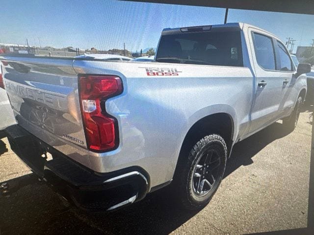 Used 2020 Chevrolet Silverado 1500 Custom Trail Boss w/ Custom Convenience Package AWD/4WD image 6