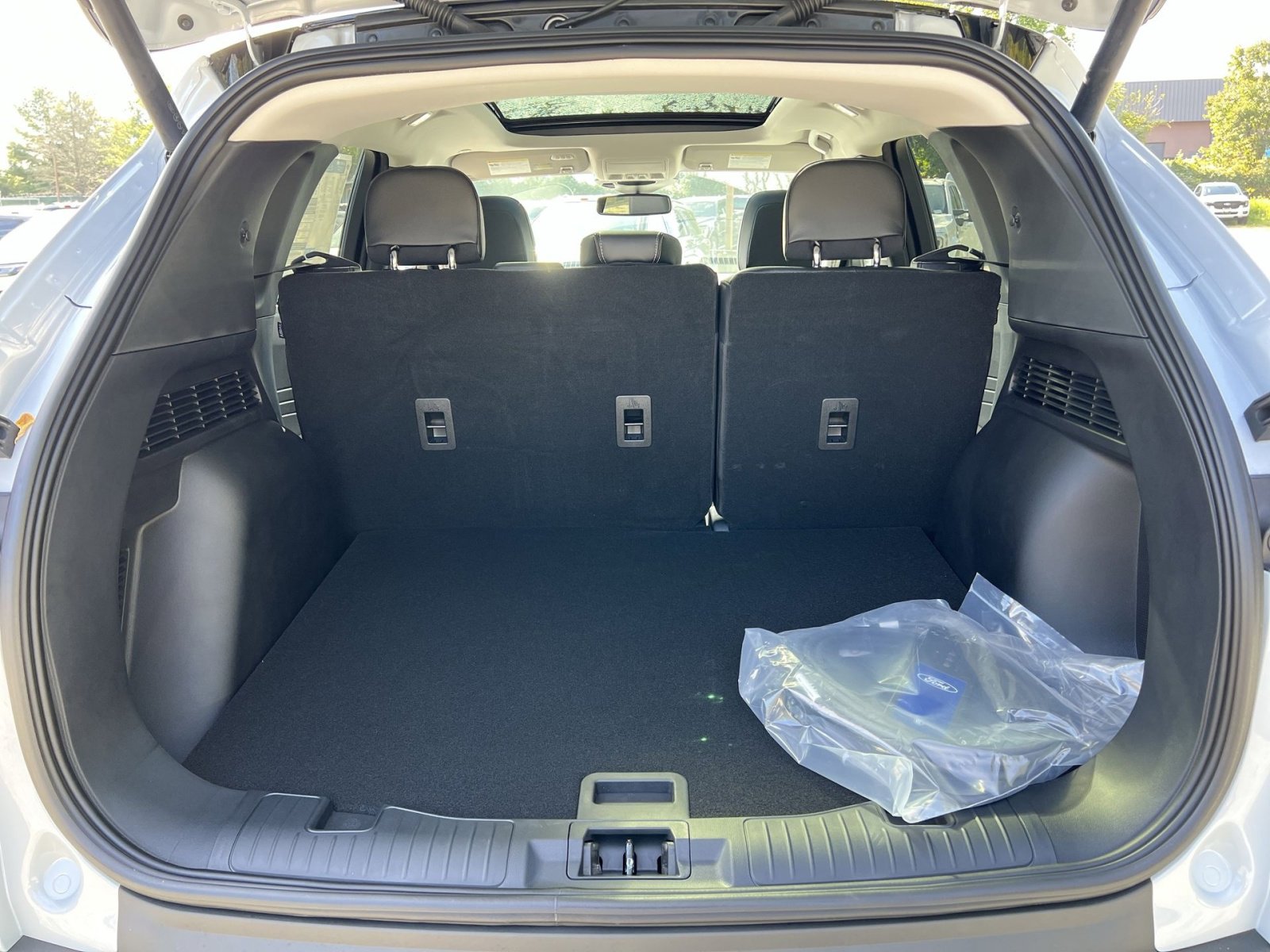 New 2026 Ford Escape SE w/ PHEV Premium Package image 26