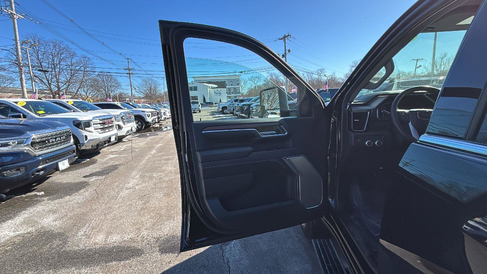 Certified 2024 GMC Sierra 3500 Denali w/ Denali Reserve Package image 25