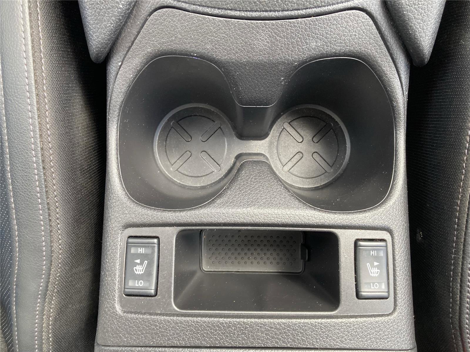 Used 2022 Nissan Rogue Sport SL image 16