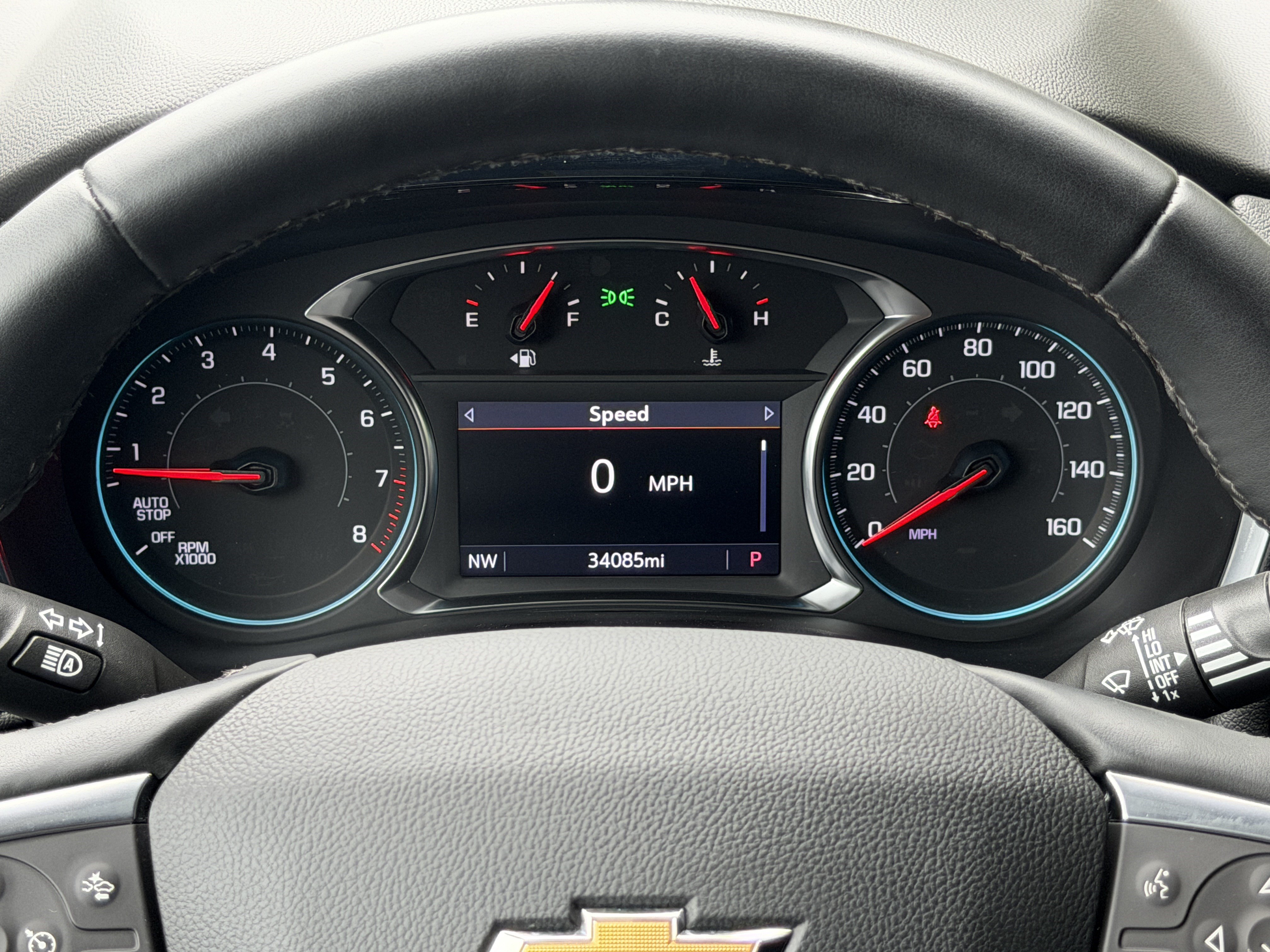 Used 2023 Chevrolet Traverse LT FWD image 34