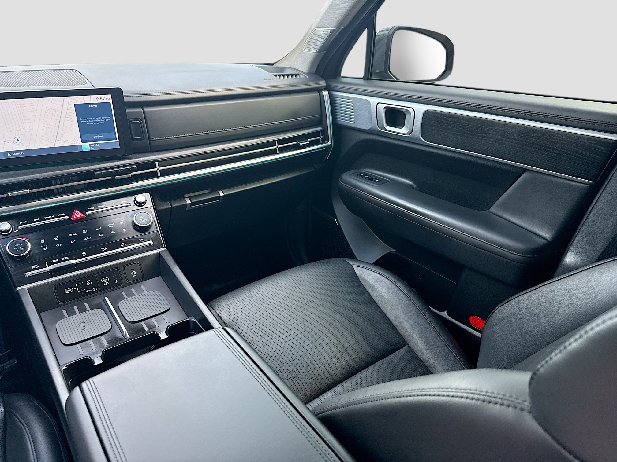 Used 2024 Hyundai Santa Fe Limited image 21