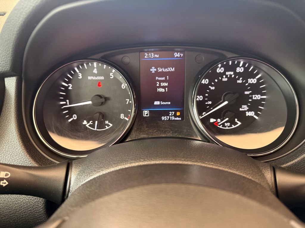 Used 2020 Nissan Rogue S FWD image 14