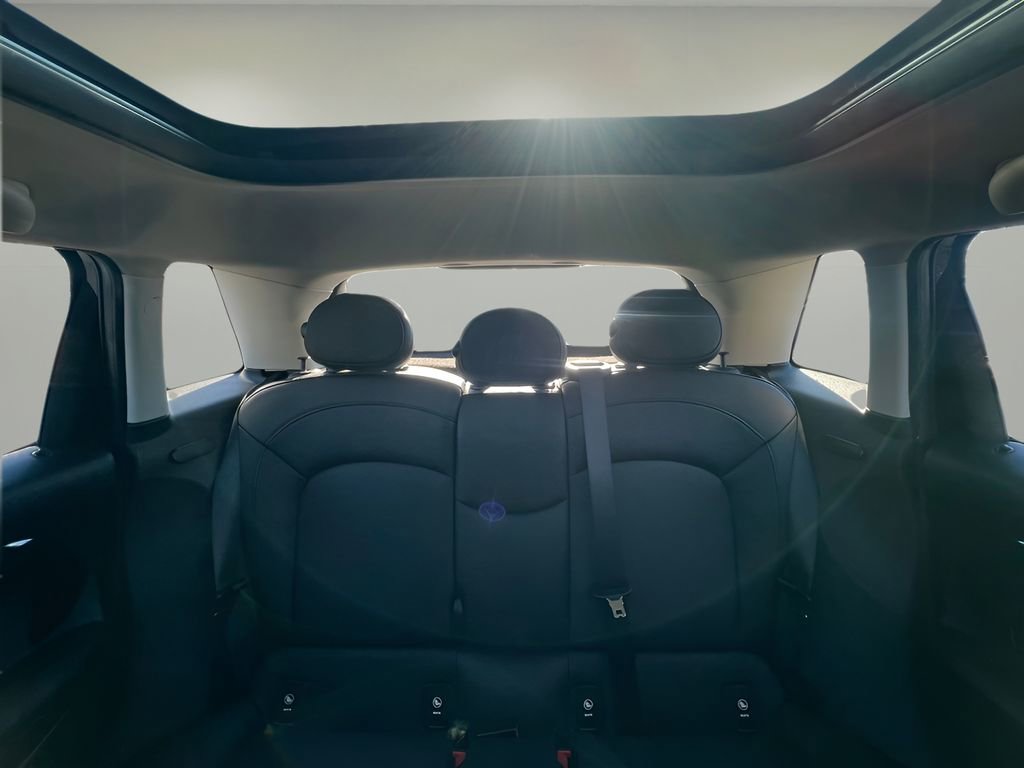 Used 2019 MINI Cooper S image 17