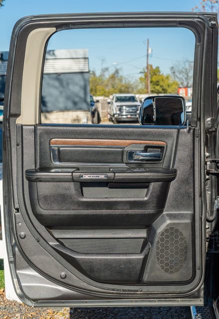 Used 2014 RAM 3500 Laramie image 35