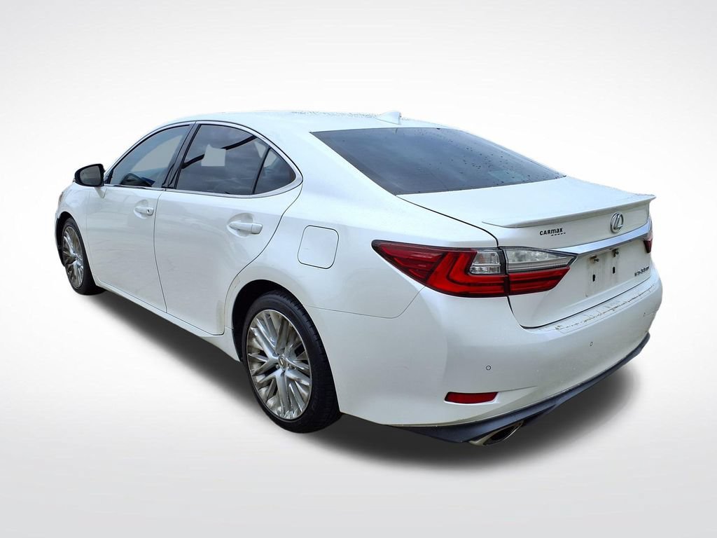 Used 2016 Lexus ES 350 w/ Luxury Package w/Wood Trim FWD image 9
