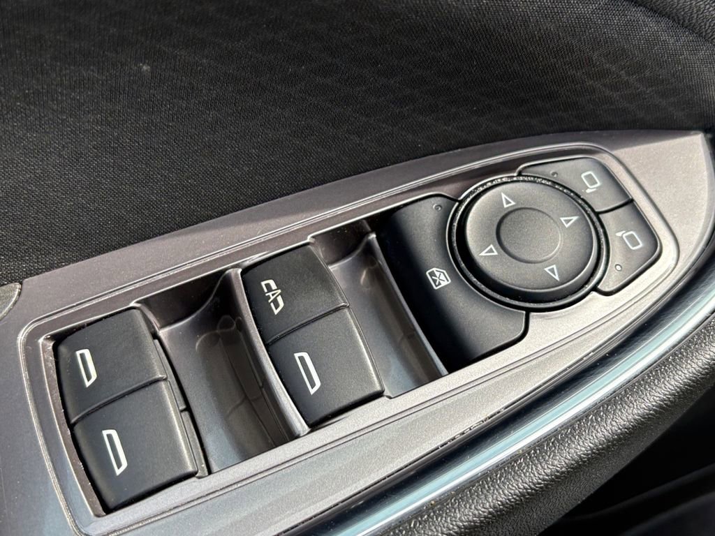 Used 2020 Chevrolet Malibu LT image 10