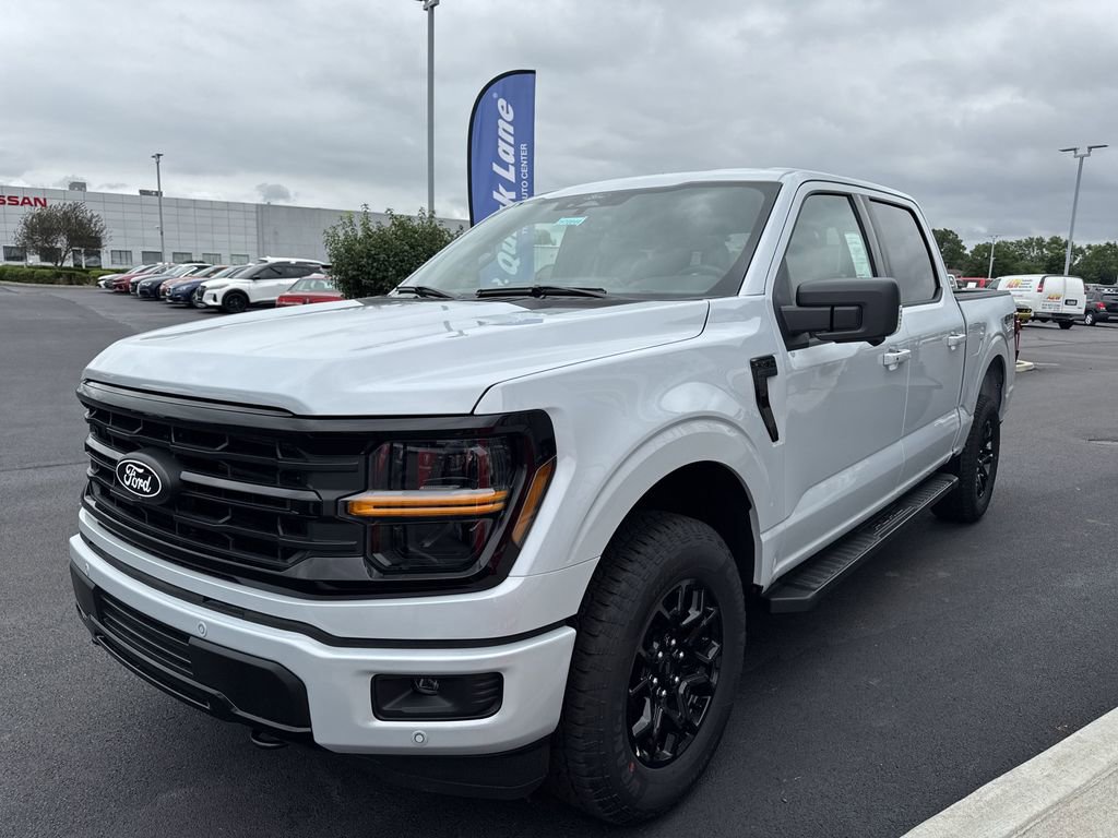 New 2025 Ford F150 XLT w/ Equipment Group 302A MID image 7