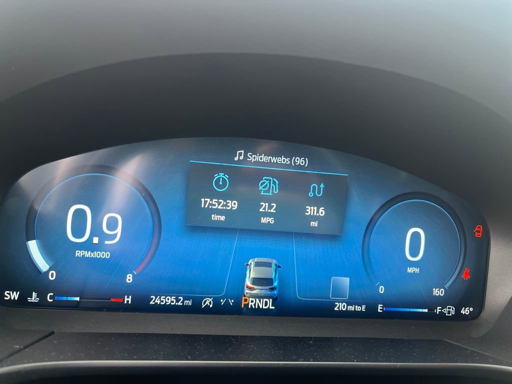 Used 2024 Ford Escape Platinum image 13