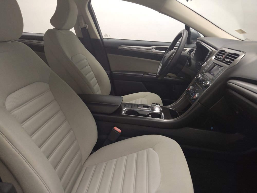Used 2018 Ford Fusion S FWD image 21