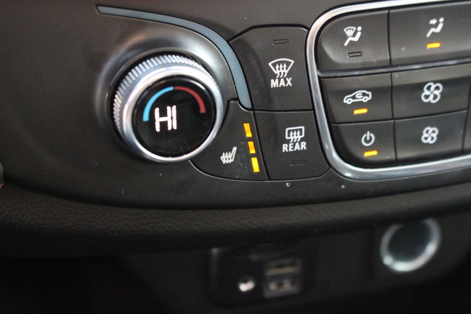 Used 2024 Chevrolet Traverse RS w/ LPO, Floor Liner Package image 29